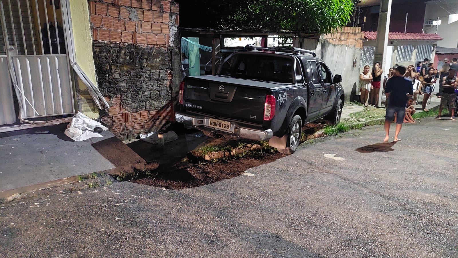 Mãe e filho morrem atropelados na zona Norte por mulher que estava aprendendo a dirigir