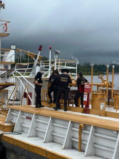 Arma estava em uma embarcação no Rio Negro