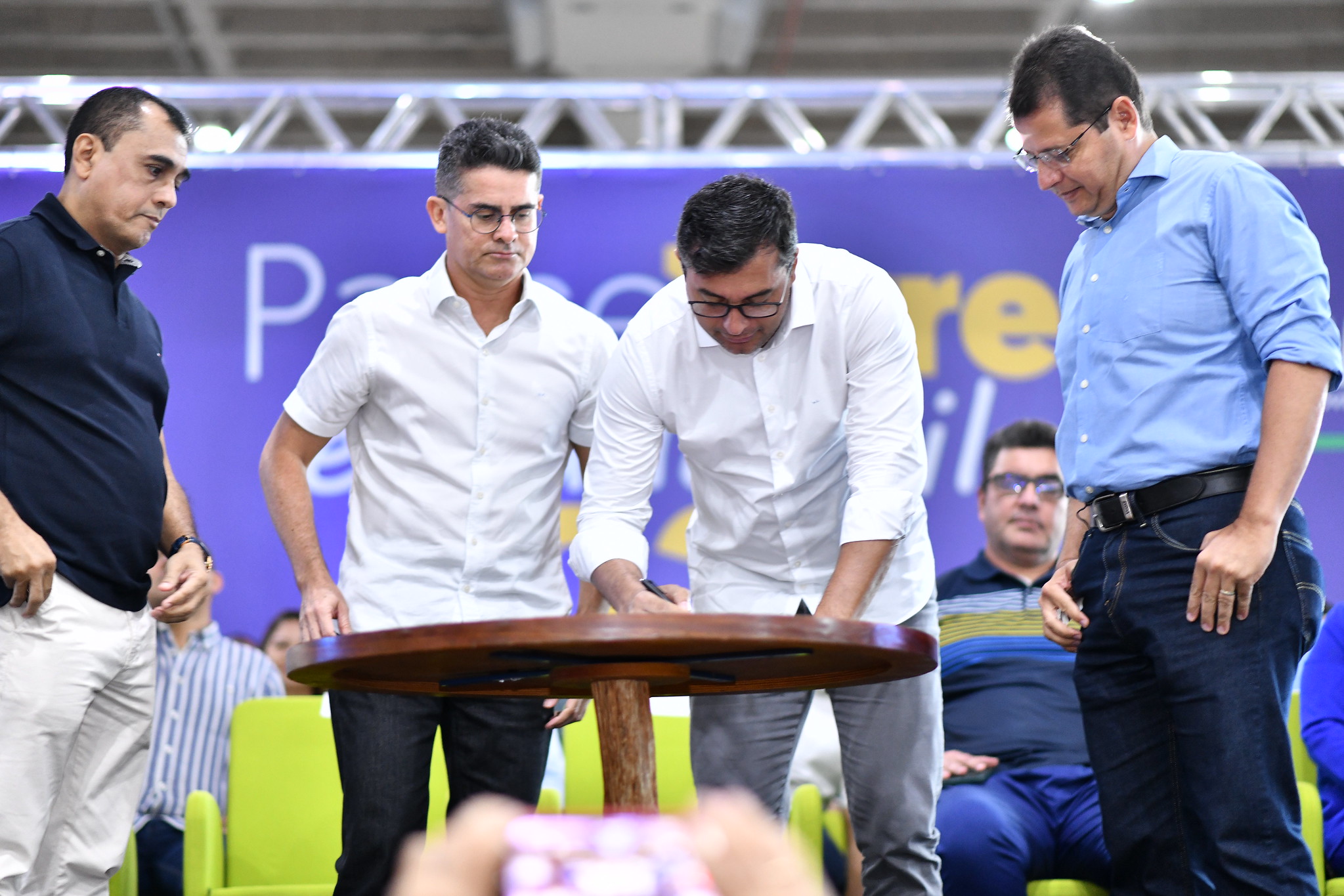 Passe Livre Estudantil é renovado pelo Governo do Estado e Prefeitura de Manaus - Portal do Marcos Santos