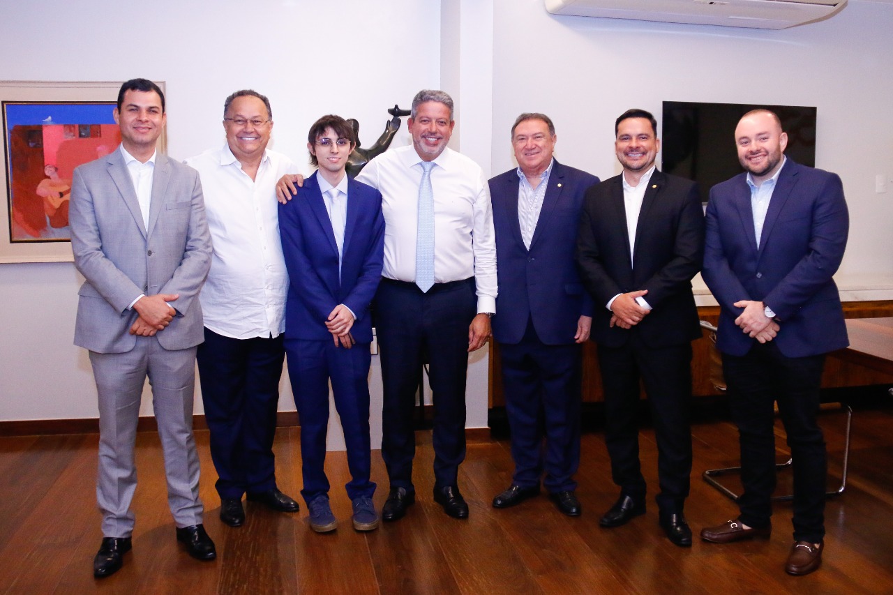 Bancada amazonense em Brasília se reúne com Arthur Lira