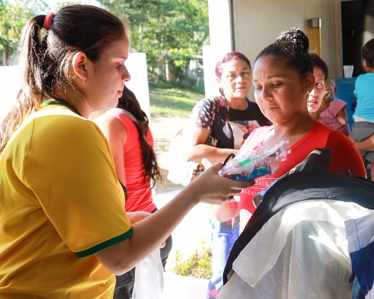 Comunidade Julião recebe atendimentos socioassistenciais de voluntários da igreja da Restauração