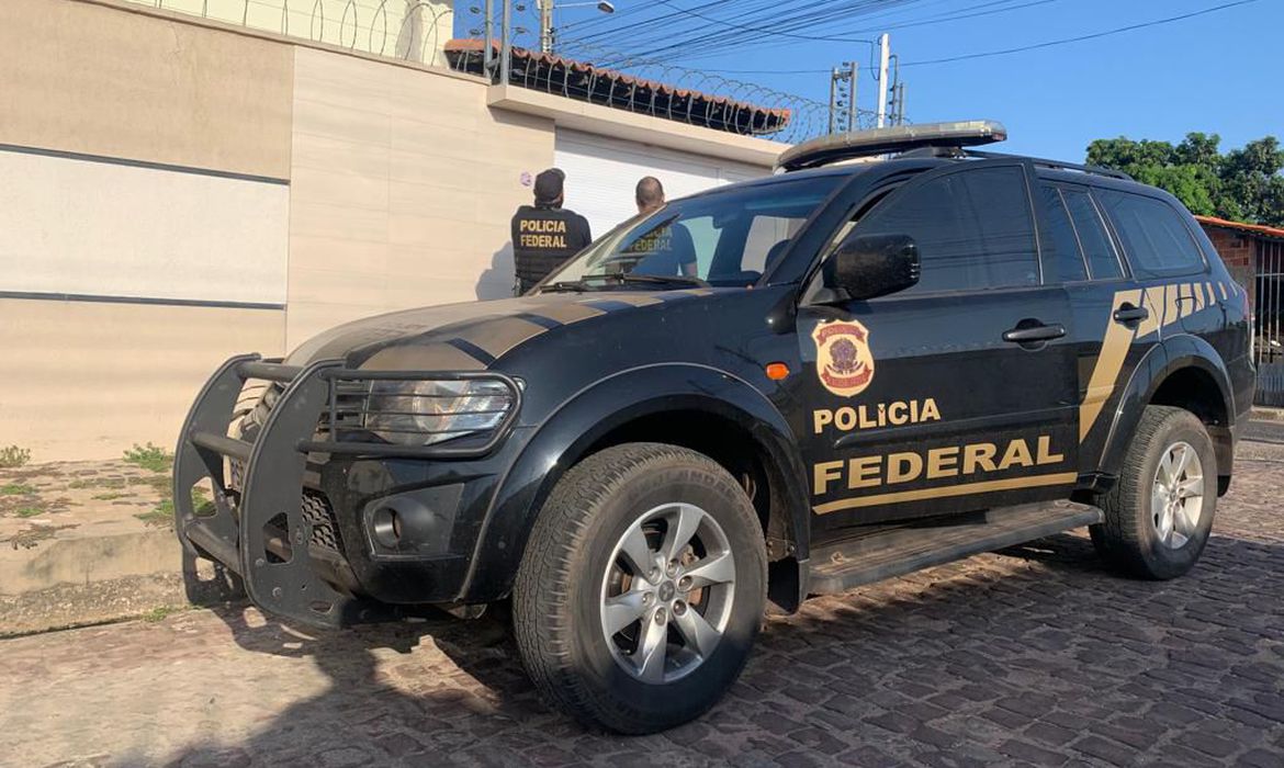 Polícia Federal deflagra terceira fase da operação Lesa Pátria