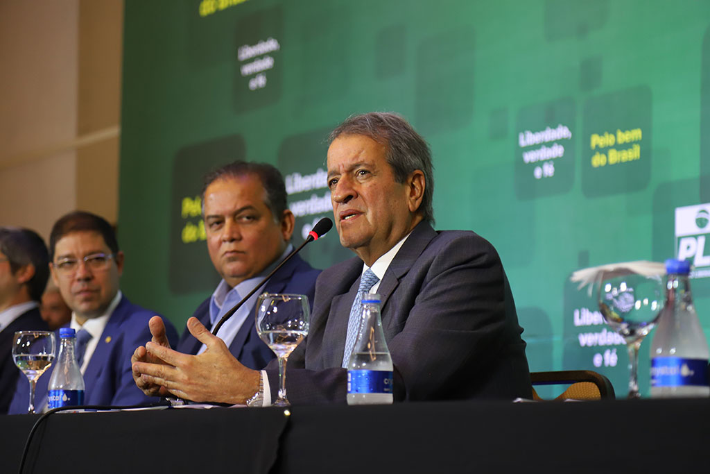 STF pede à PGR que investigue Valdemar Costa Neto