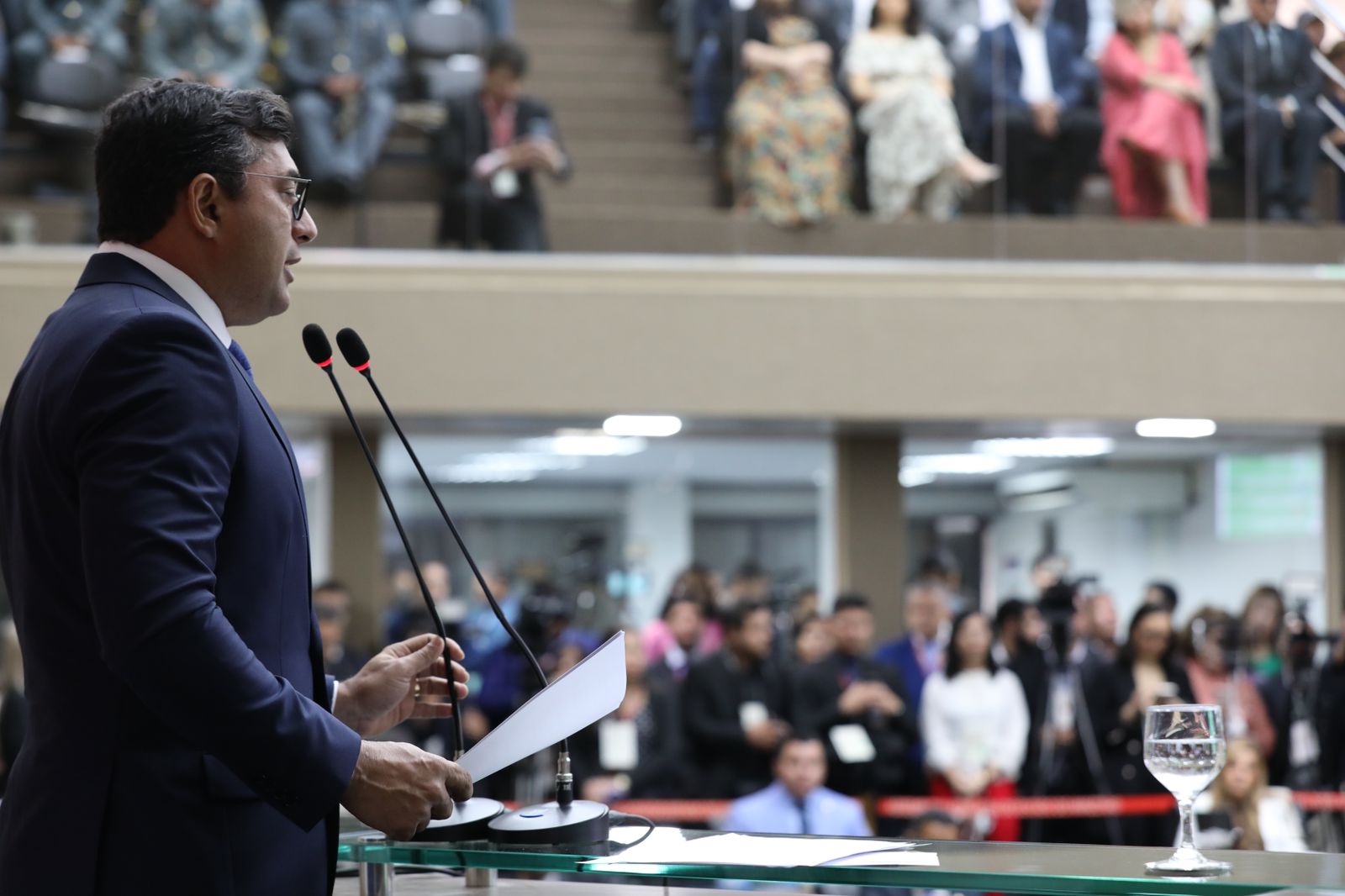 Wilson Lima participa de reuni&atilde;o em Bras&iacute;lia para acelerar o reassentamento das fam&iacute;lias da comunidade da Sharp