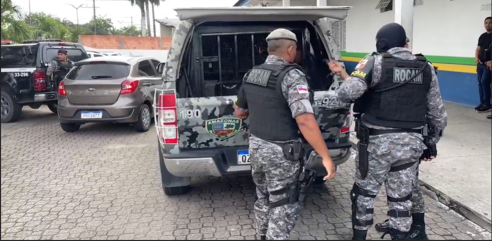 Dupla &eacute; presa fazendo arrast&atilde;o na zona Oeste