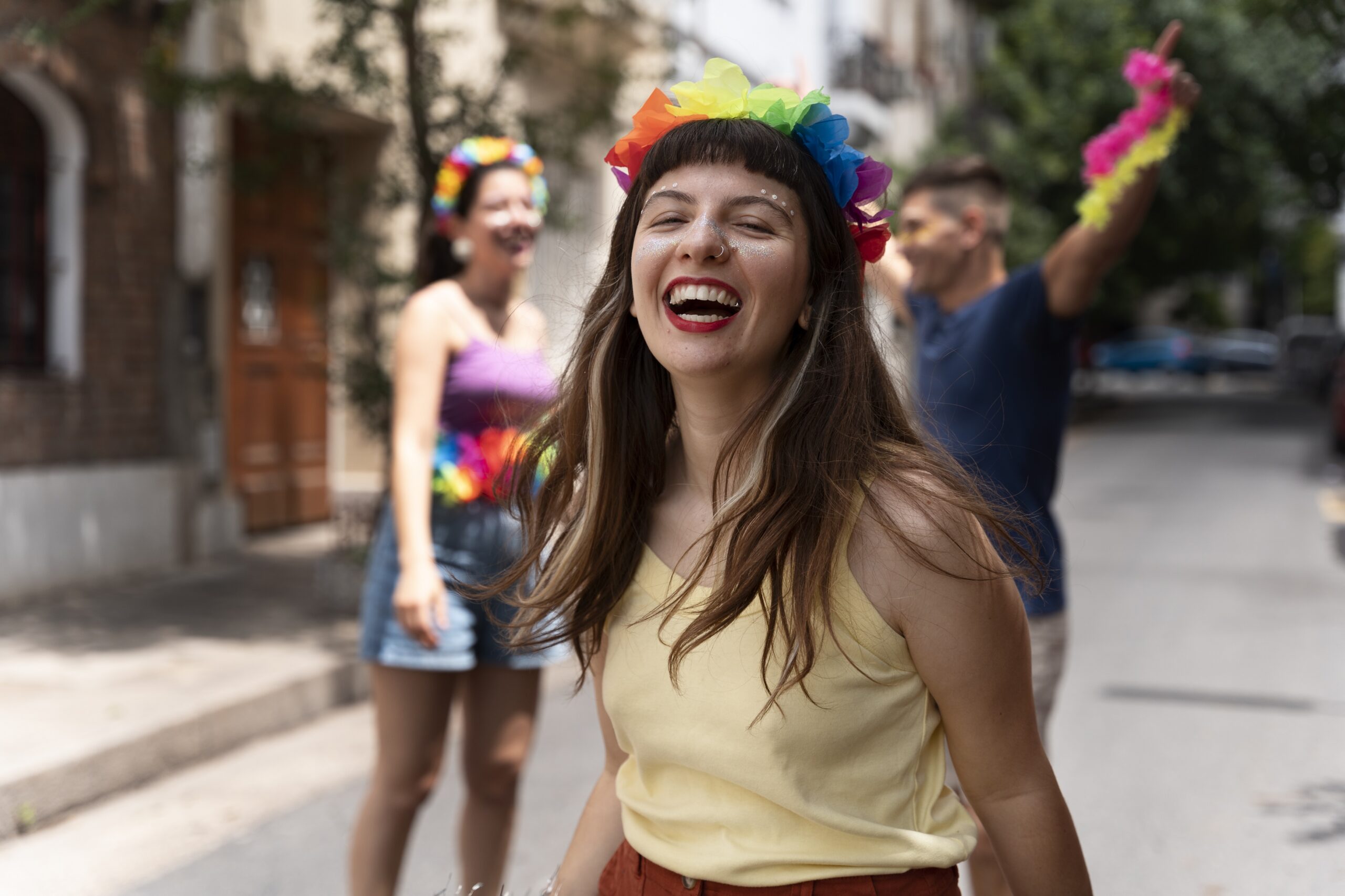 Especialista alerta para cuidados com a higiene bucal durante o Carnaval