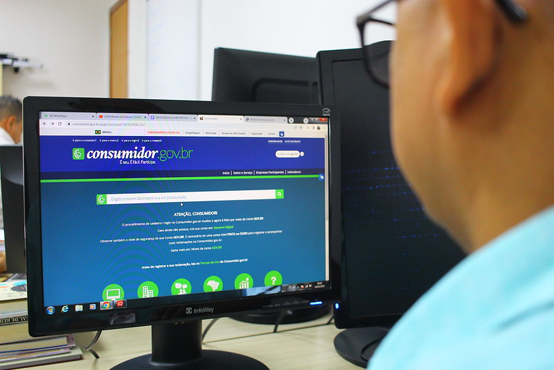 Plataforma consumidor.gov.br &eacute; canal alternativo para solu&ccedil;&atilde;o de conflitos de consumo