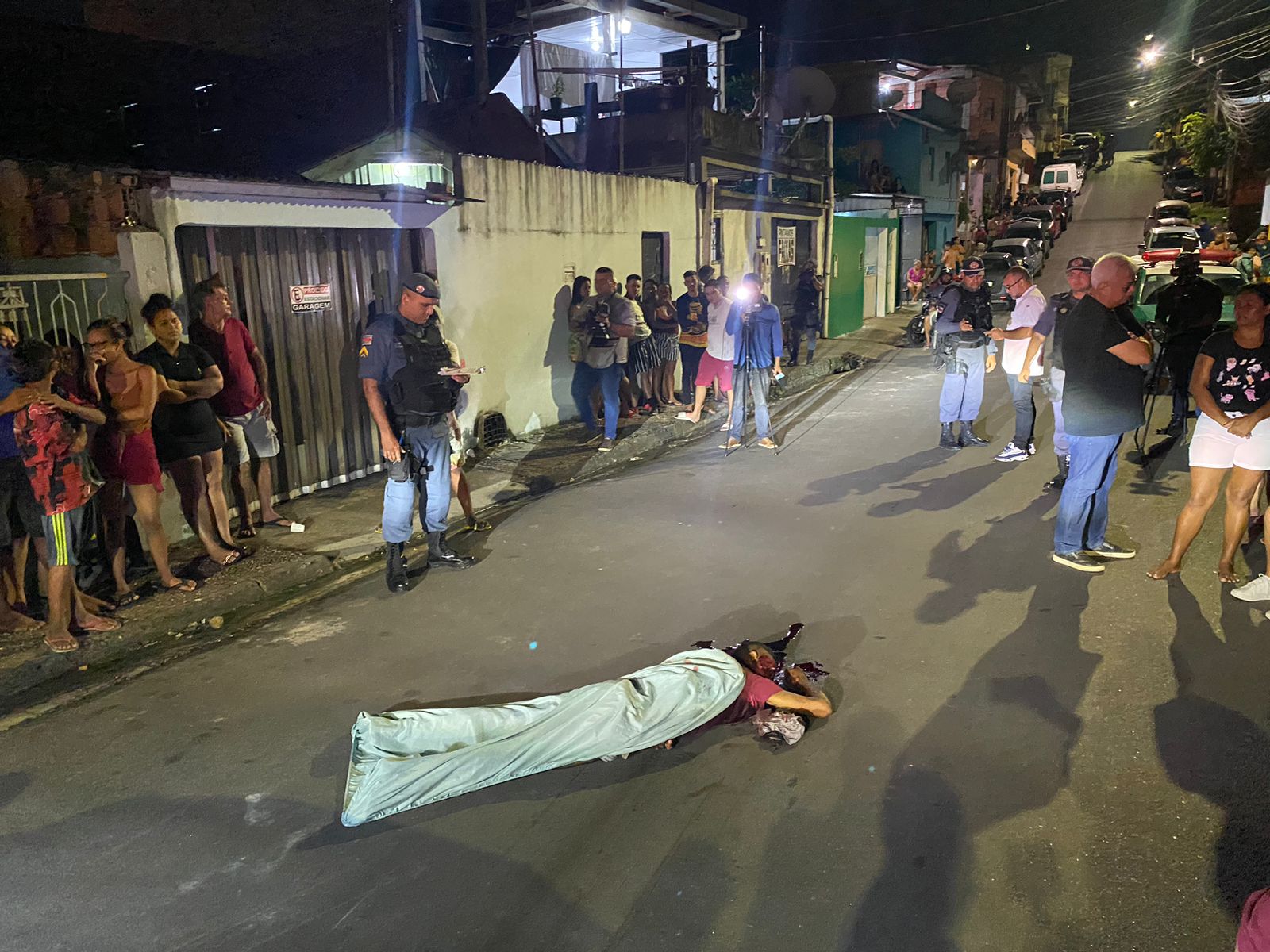 Ataque criminoso deixa um morto e dois adolescentes baleados no Alvorada 3