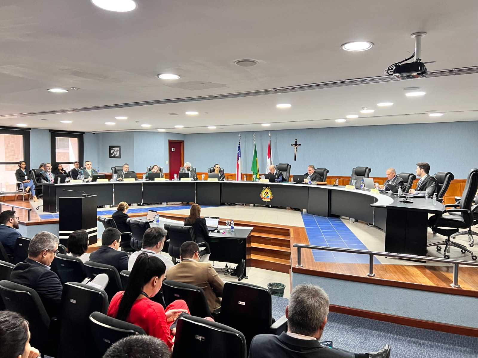 TCE-AM multa em mais de R$ 328 mil presidente do SAAE de Rio Preto da Eva