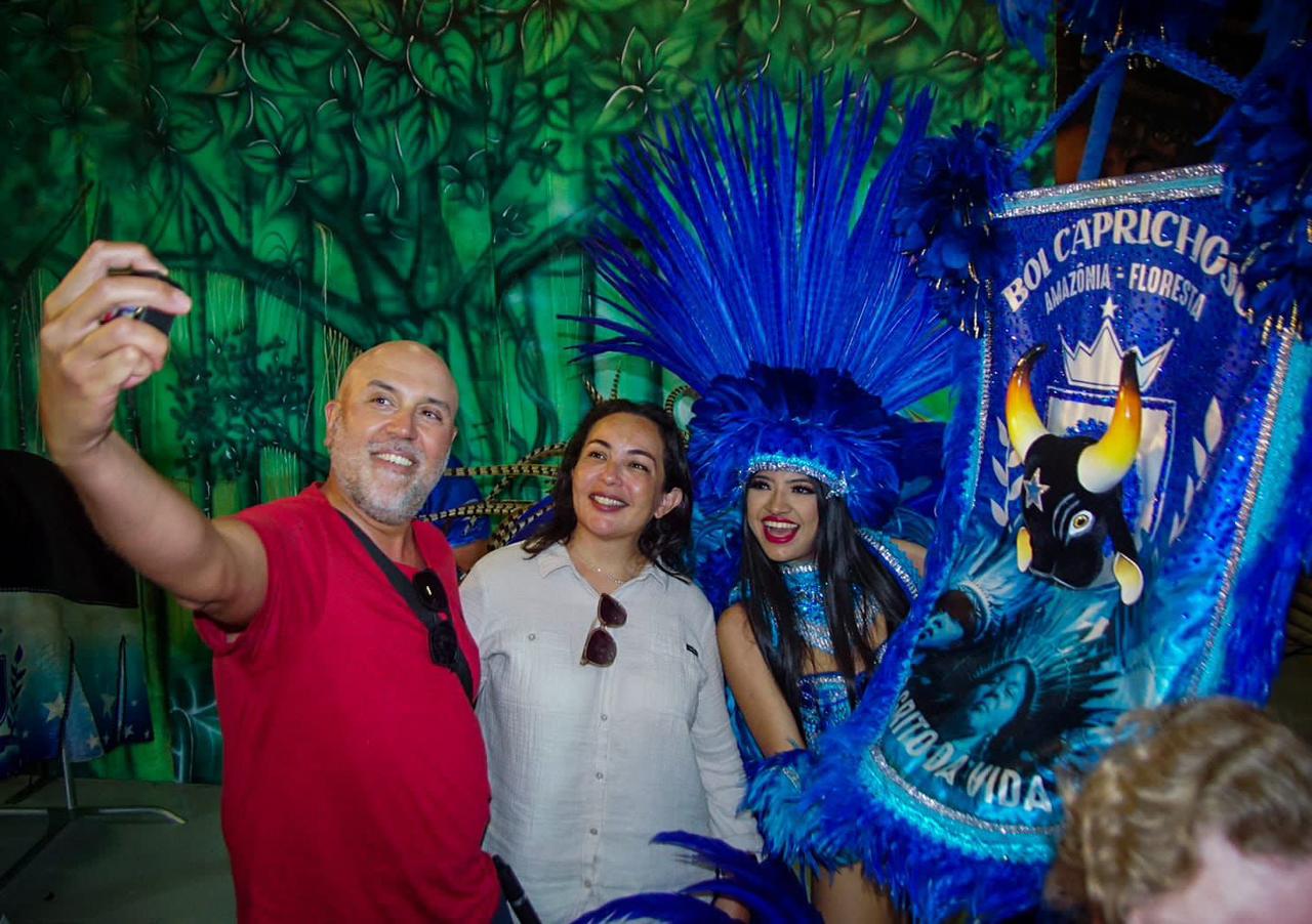 Temporada de cruzeiros em Parintins contarão com shows exclusivos do Caprichoso