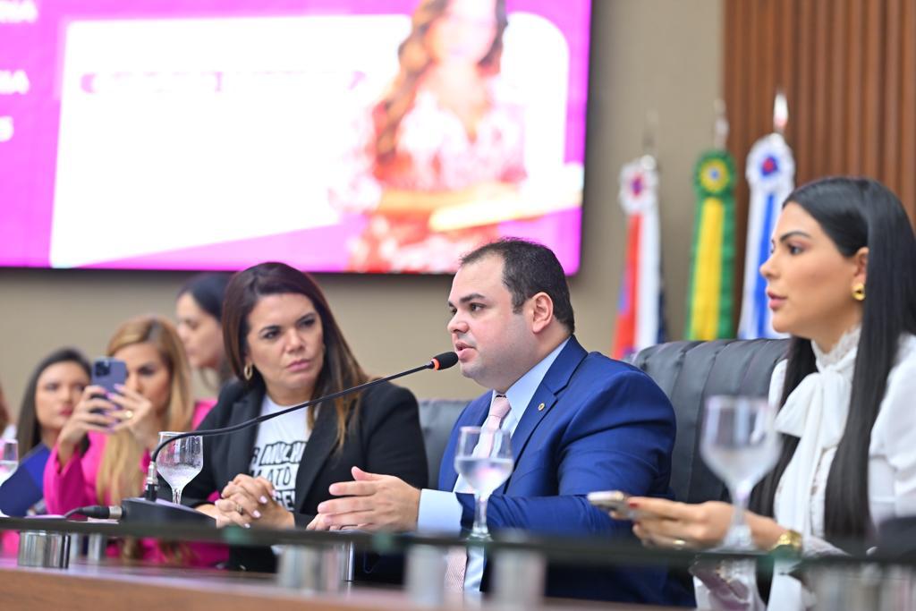 Presidente Roberto Cidade instala promotoria e comissão da mulher fortalecendo rede de proteção e garantia de direitos pela Aleam