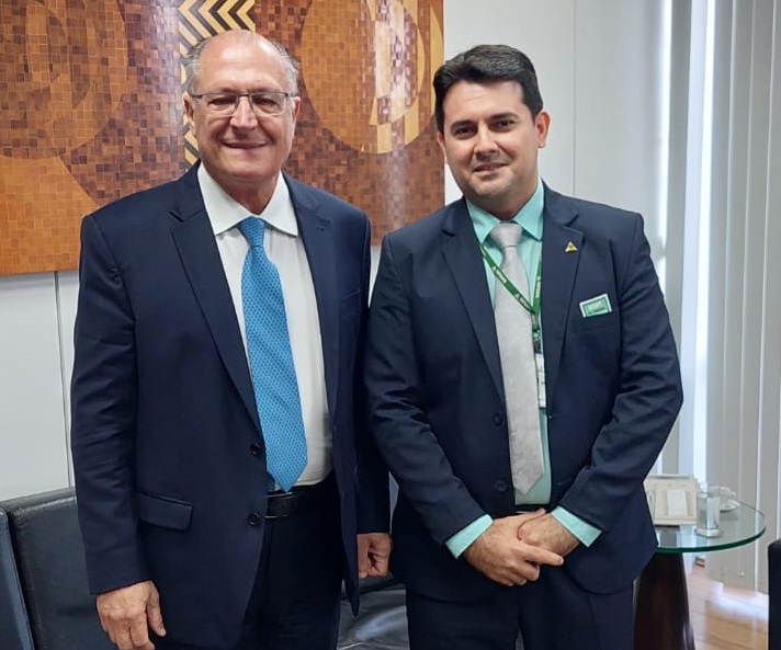 Comitiva da Suframa reúne-se com o ministro Geraldo Alckmin, em Brasília, e parlamentares do GT da Reforma Tributária
