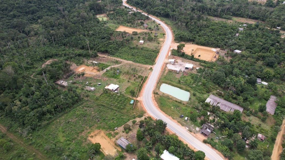 Pavimenta&ccedil;&atilde;o de ramais da BR-174 entra na reta final