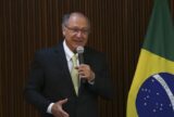 Reforma tributária elevará arrecadação de municípios, diz Alckmin