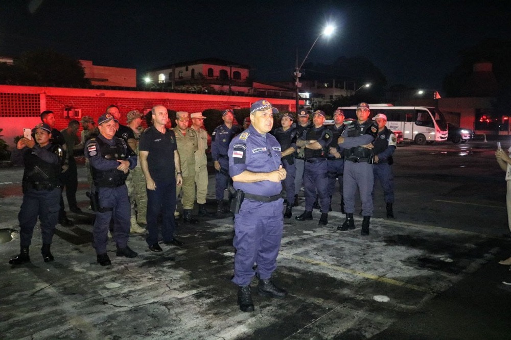 Pol&iacute;cia desmonta laborat&oacute;rio de cultivo de entorpecentes na zona sul de Manaus