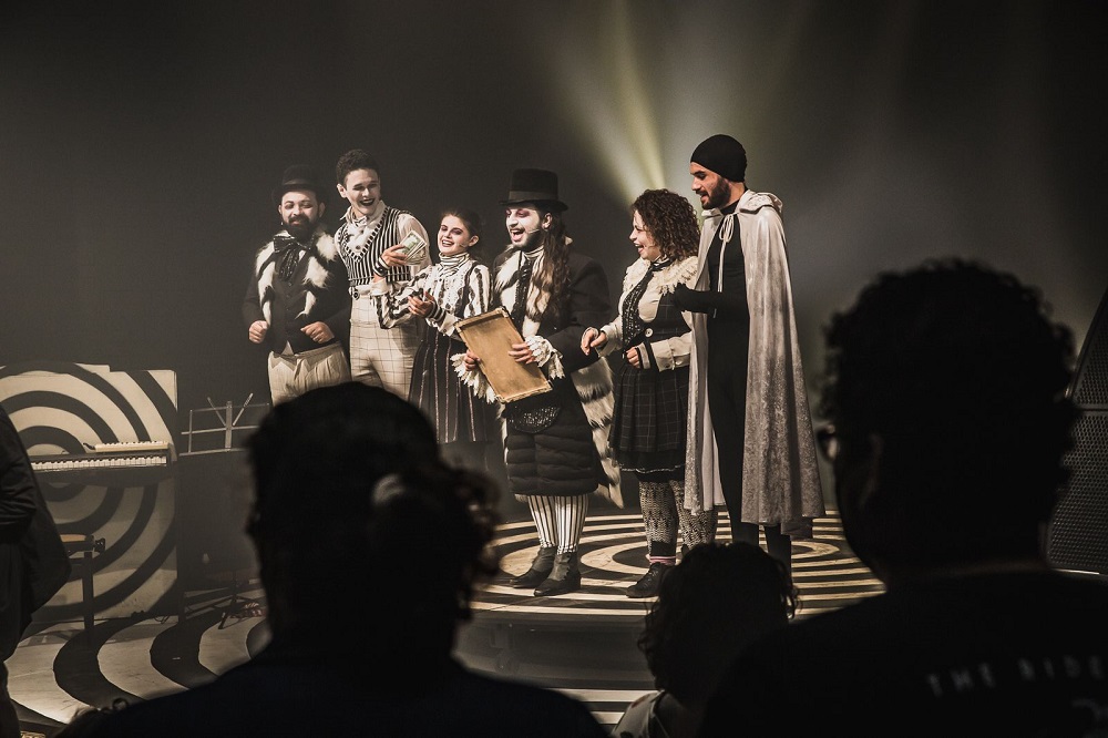 Espetáculo amazonense "Cabelos Arrepiados" é indicado em premiação nacional de teatro infantojuvenil Espetáculo amazonense "Cabelos Arrepiados" é indicado em premiação nacional de teatro infantojuvenil