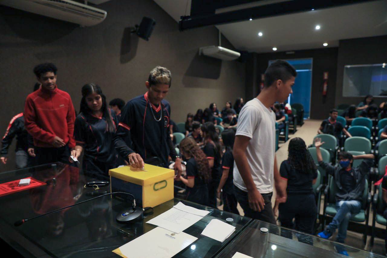 Aleam realiza a primeira elei&ccedil;&atilde;o do Parlamento Jovem 2023