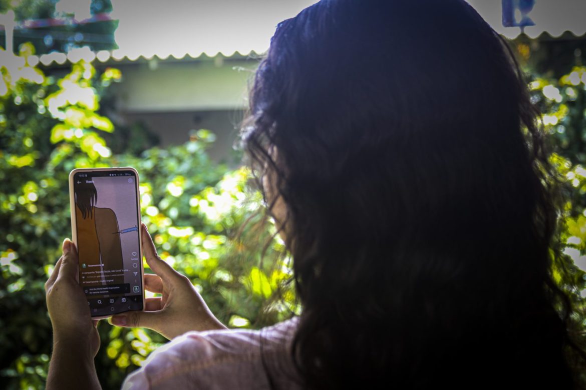 Campanha combate fake news sobre vacina&ccedil;&atilde;o e COVID-19 no interior do Amazonas