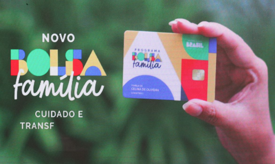 Caixa conclui pagamento de mar&ccedil;o do novo Bolsa Fam&iacute;lia