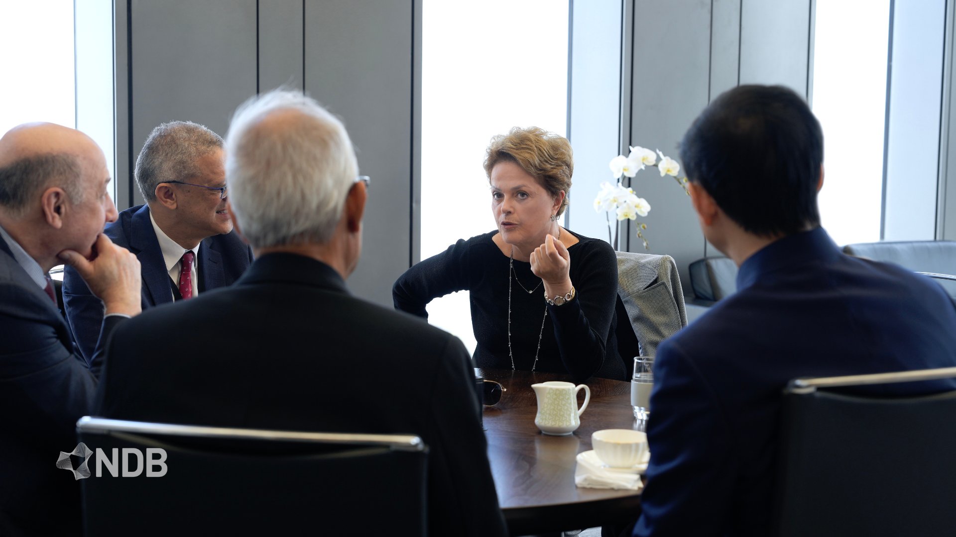 Dilma inicia mandato como presidente do banco dos Brics Dilma inicia mandato como presidente do banco dos Brics