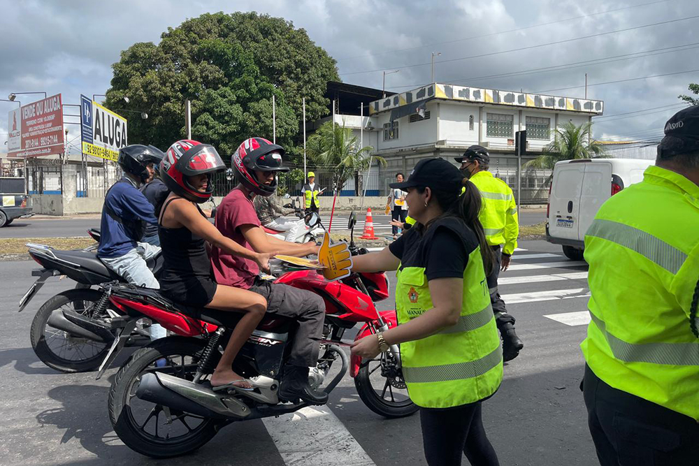 Detran-AM realiza palestra sobre atualização da legislação de trânsito brasileira Detran-AM realiza palestra sobre atualização da legislação de trânsito brasileira