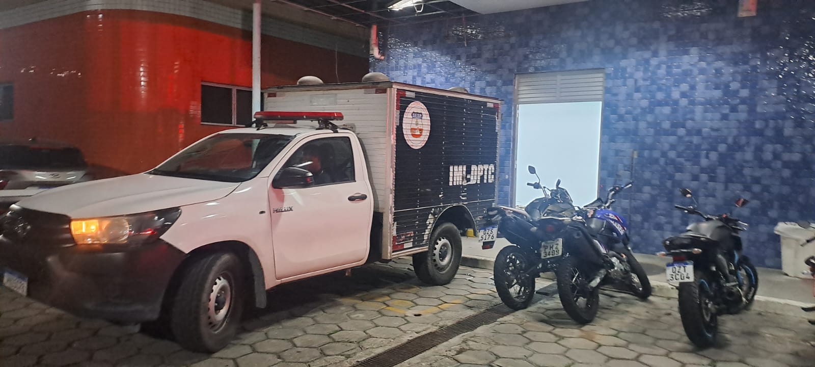 Mototaxista é executado a tiros enquanto aguardava corrida na avenida Autaz Mirim Mototaxista é executado a tiros enquanto aguardava corrida na avenida Autaz Mirim