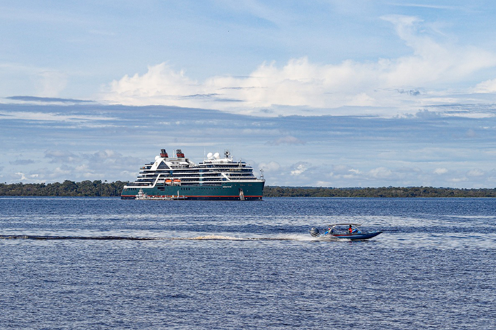 Temporada de cruzeiros: Seabourn Venture atraca em Manaus pela primeira vez - Portal do Marcos Santos