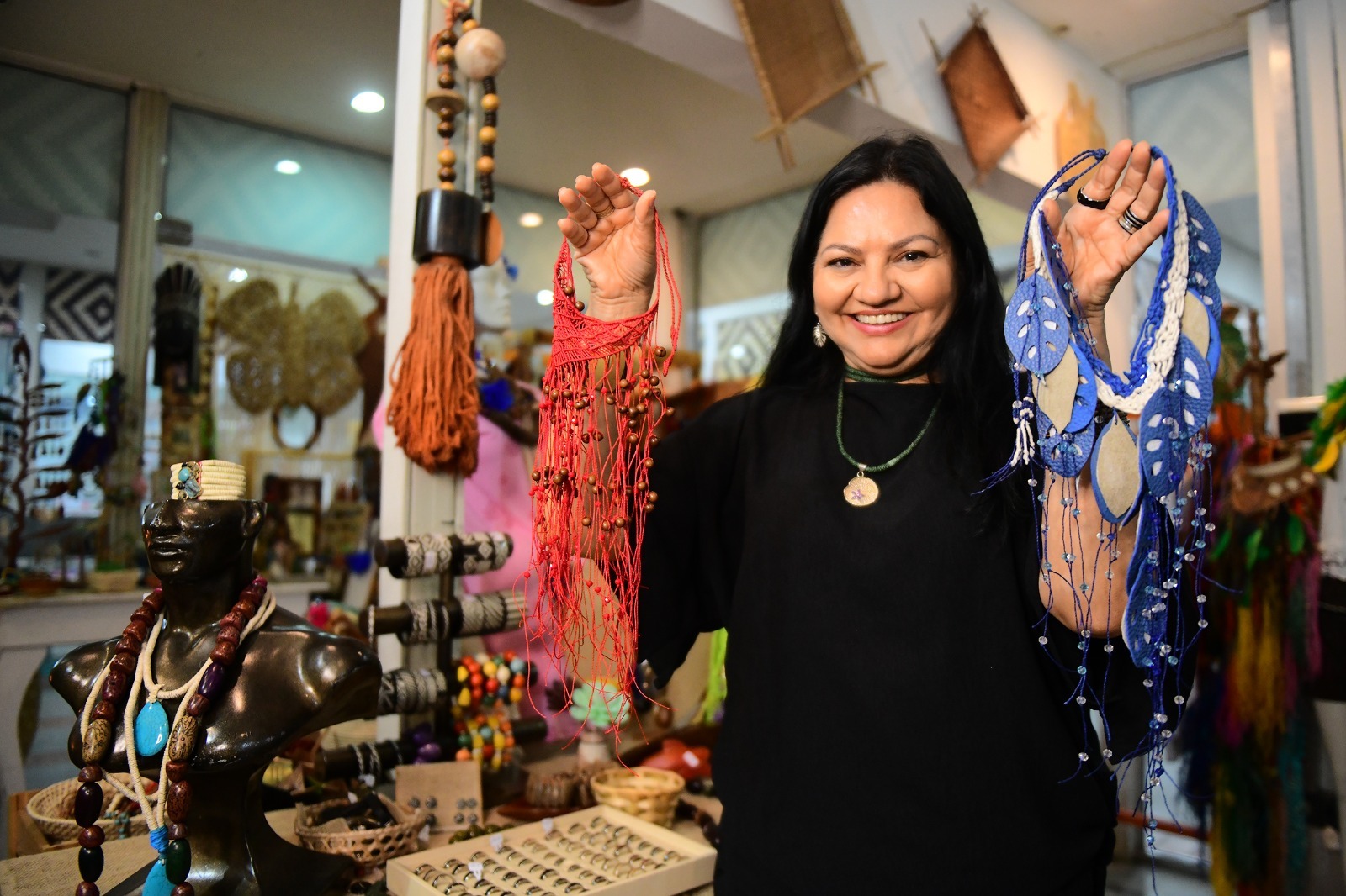 &lsquo;O artesanato &eacute; um pequeno peda&ccedil;o da experi&ecirc;ncia no Amazonas&rsquo;, diz artes&atilde;