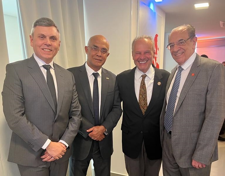 Conselheiro do TCE-AM participa de acordo firmado com Agência dos Estados Unidos Conselheiro do TCE-AM participa de acordo firmado com Agência dos Estados Unidos