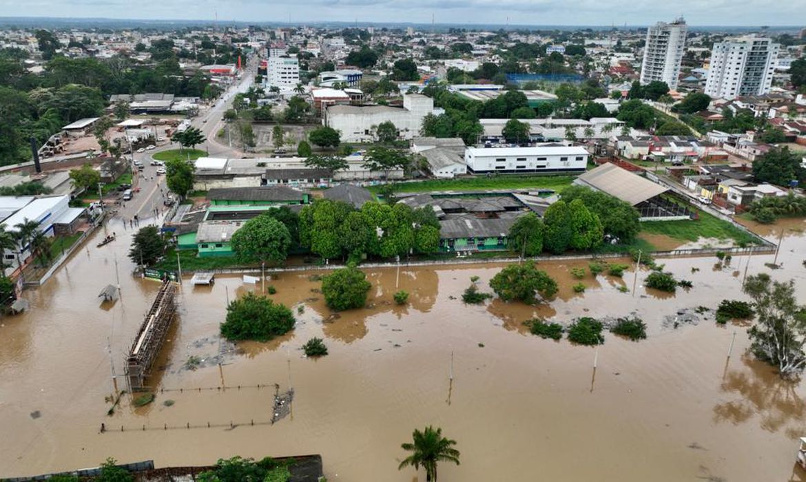 Mais de 4.300 pessoas est&atilde;o desabrigadas no Acre por causa das cheias
