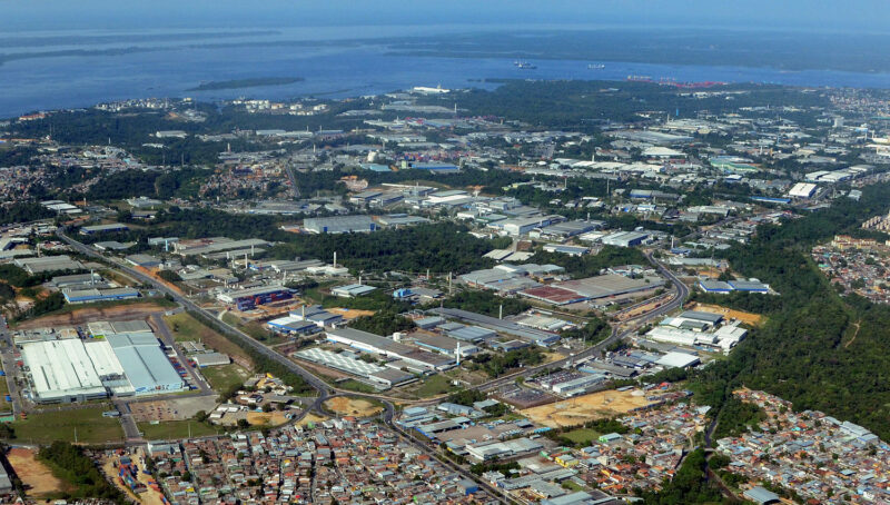 Ind&uacute;stria aquecida favorece vagas para Engenharia em Manaus