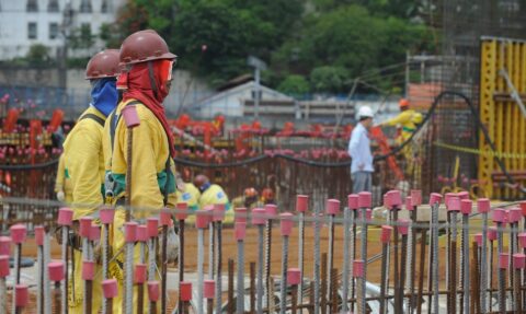 Custos da construção variam 0,20% em março