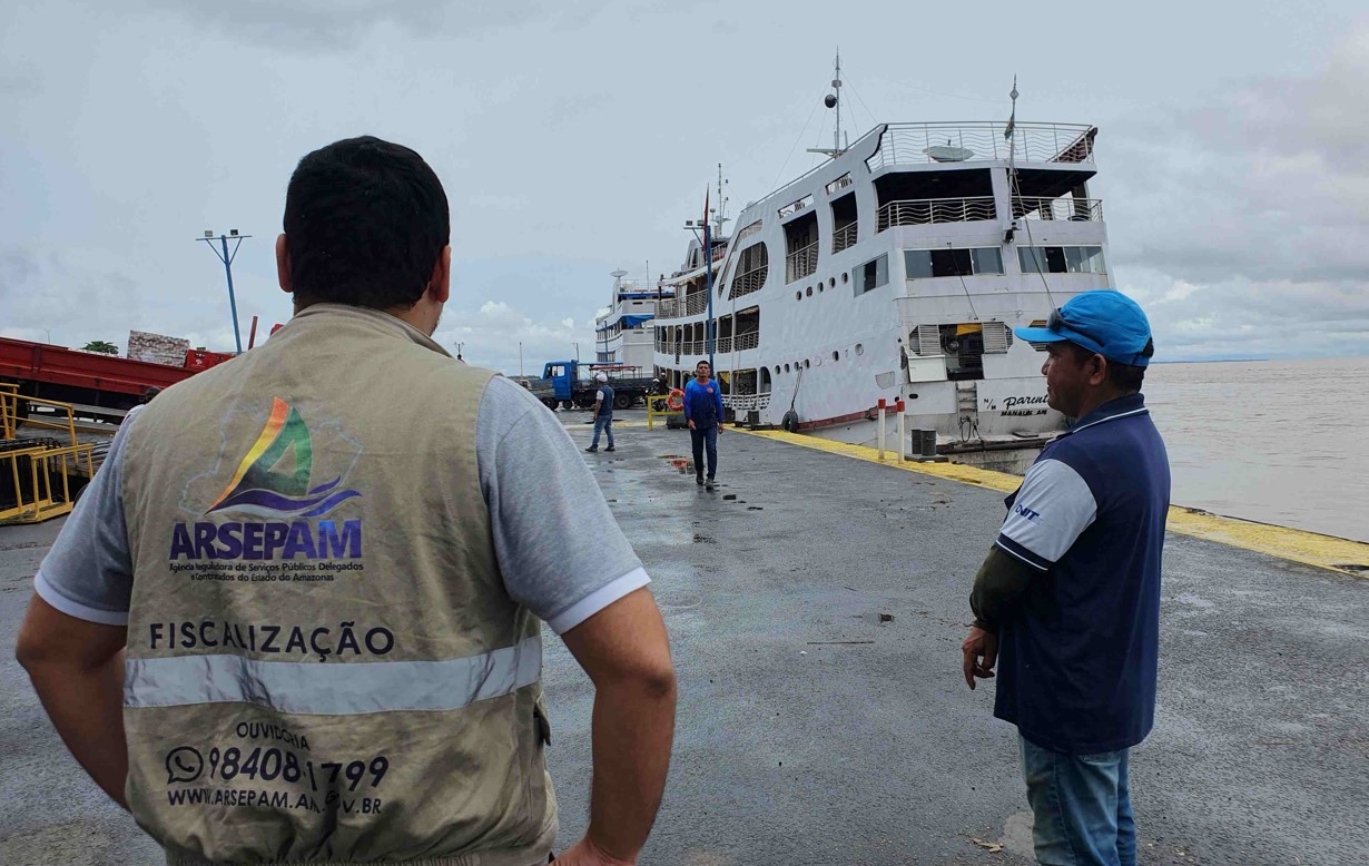 Porto de Parintins é fiscalizado em preparação para o festival folclórico Porto de Parintins é fiscalizado em preparação para o festival folclórico