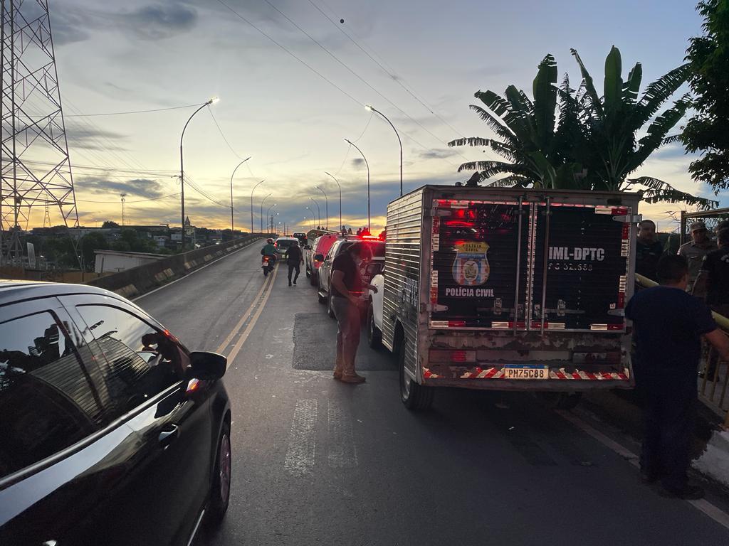 Corpo de homem &eacute; encontrado em saco na ponte do S&atilde;o Raimundo