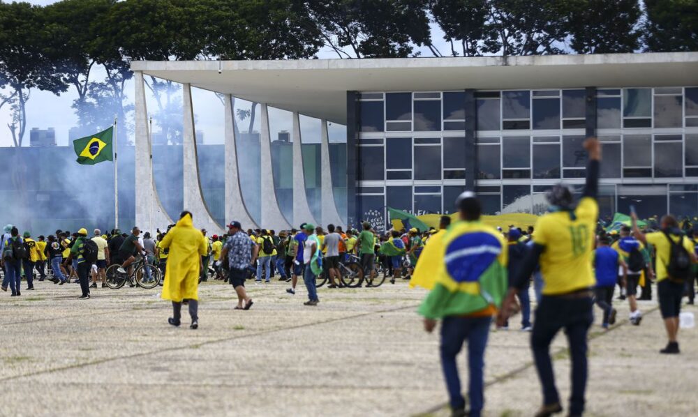 CPMI rebate quatro pedidos de convocação de Gonçalves Dias 