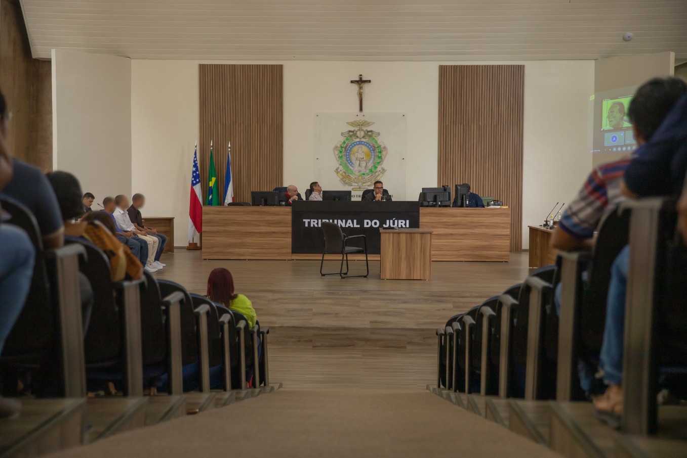 Em Manaus, come&ccedil;a o julgamento de acusados de matar casal e filhos em Beruri