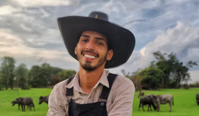 Influencer Agenor Tupinambá nega usar capivara Filó para ganhar dinheiro