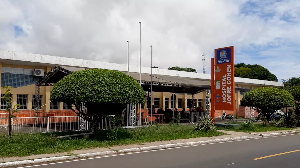 Em Parintins, criminosos atacam hospital e atiram em homem que estava internado Em Parintins, criminosos atacam hospital e atiram em homem que estava internado