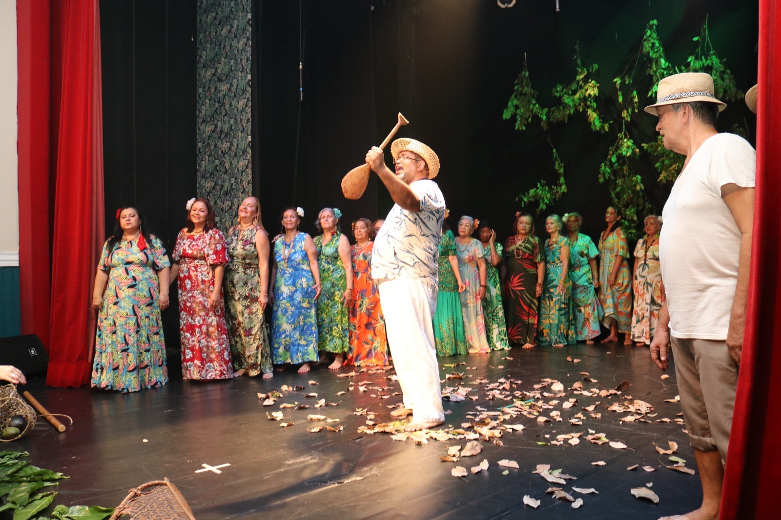 Coral da FUnATI apresenta 'Musical Amazônia' no Teatro da Instalação Coral da FUnATI apresenta 'Musical Amazônia' no Teatro da Instalação