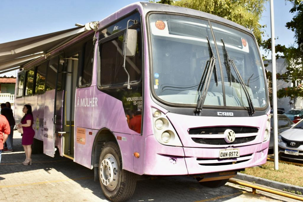 &Ocirc;nibus prestam assist&ecirc;ncia a mulheres v&iacute;timas viol&ecirc;ncia dom&eacute;stica em Manaus