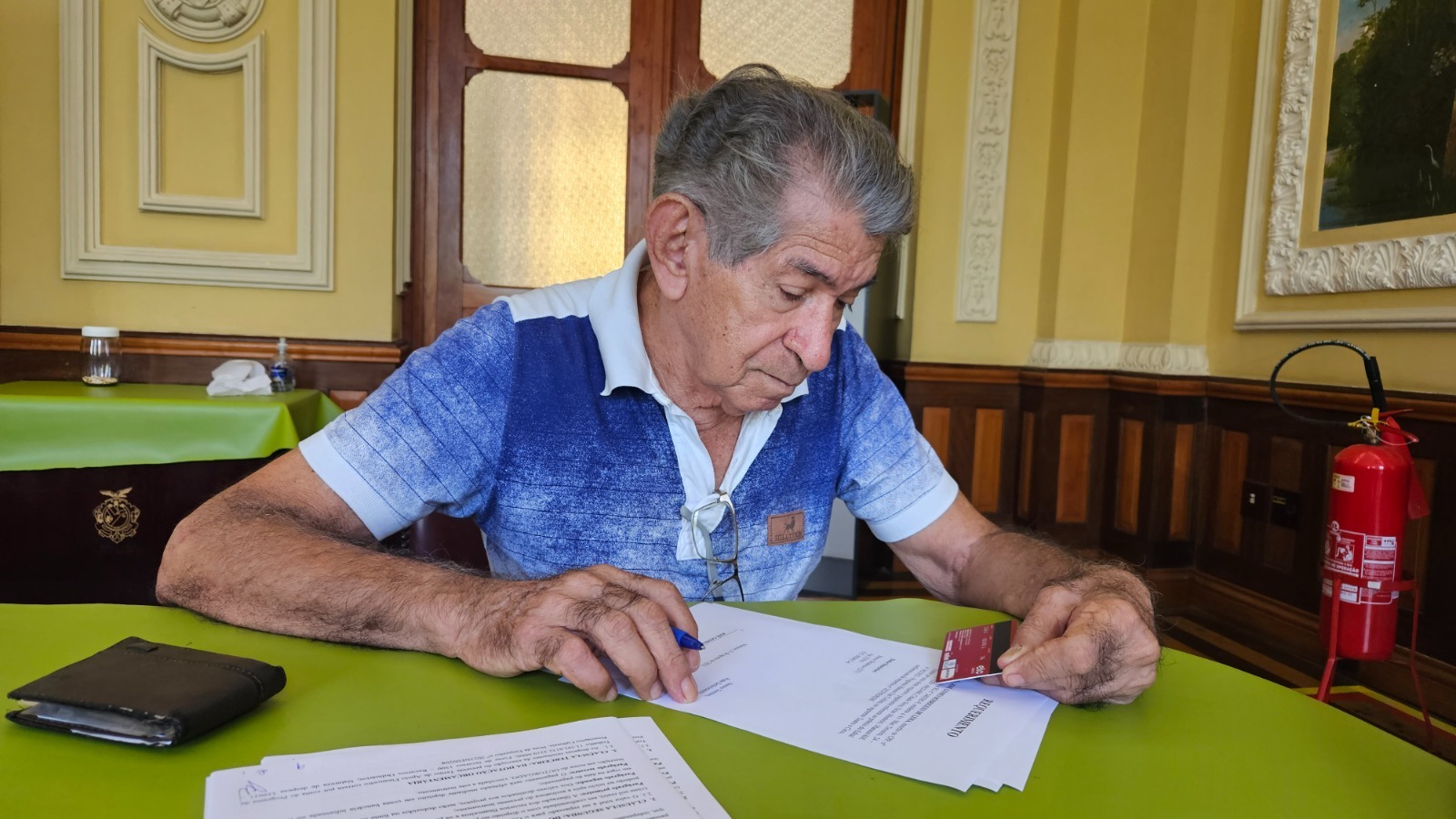 Artistas contemplados no edital 'Manaus Faz Cultura 2023' assinam contratos - Portal do Marcos Santos