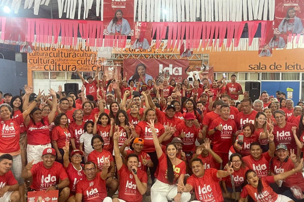 Com grande número de apoiadores, Ida Silva reafirma candidatura à presidência do Garantido Com grande número de apoiadores, Ida Silva reafirma candidatura à presidência do Garantido