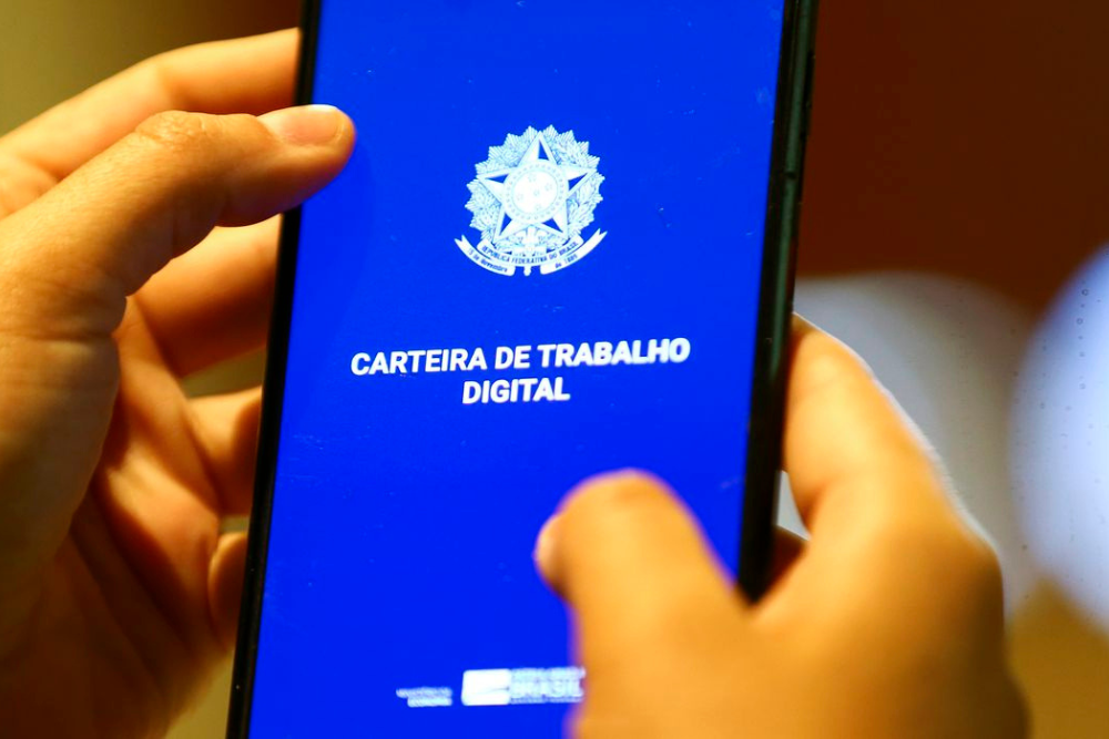 Brasil gerou 142.702 novos empregos formais em julho