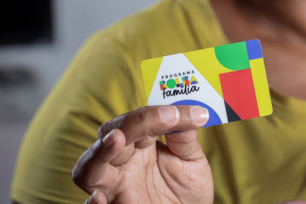 FGV aponta que 3 milh&otilde;es de fam&iacute;lias do Bolsa Fam&iacute;lia deixaram pobreza