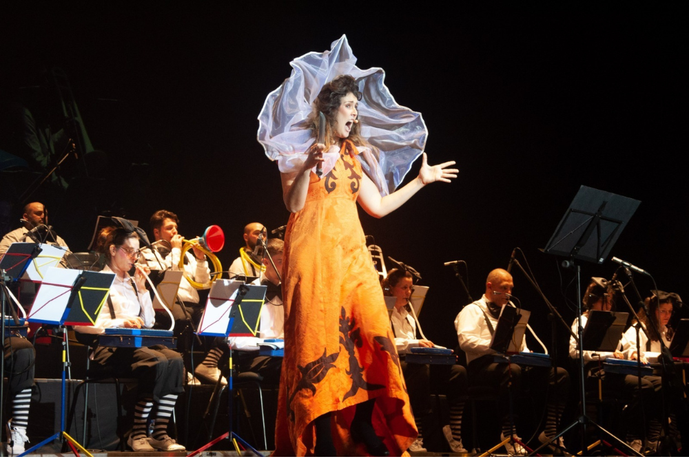 Teatro Amazonas recebe concertos da Orquestra dos Brinquedos de Lisboa