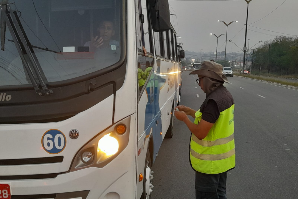 Prefeitura intensifica fiscaliza&ccedil;&atilde;o de transporte para o Distrito Industrial
