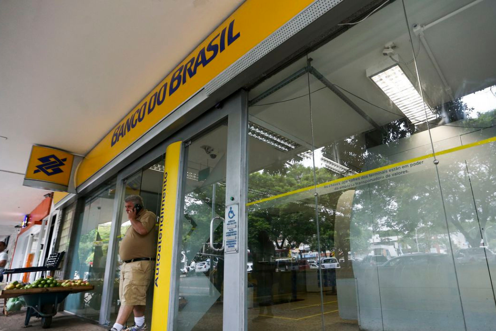 Ag&ecirc;ncias banc&aacute;rias fecham nesta quinta e voltam a funcionar na sexta