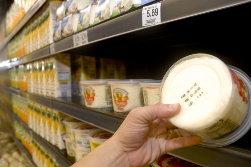 Pandemia eleva consumo de ultraprocessados no Brasil, revela pesquisa