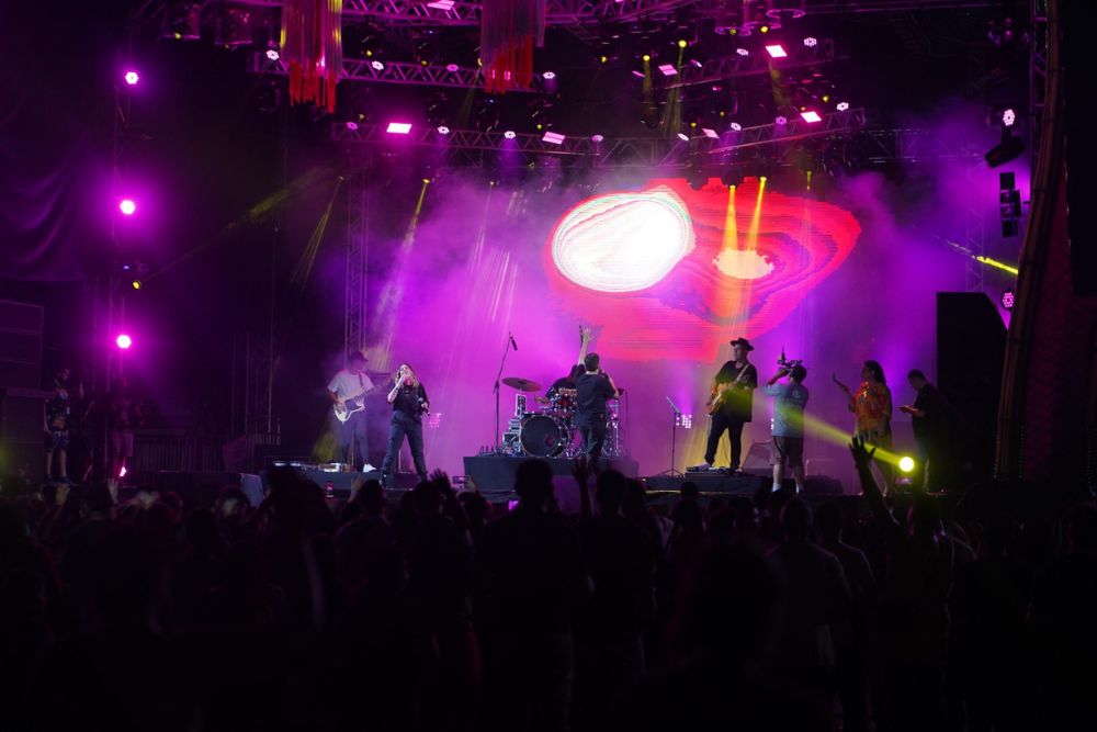 Terceira noite do festival #SouManaus2023 encerra com celebração cristã e muito louvor Terceira noite do festival #SouManaus2023 encerra com celebração cristã e muito louvor