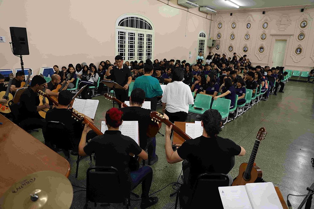 Escolas de Aula de Canto Lírico Jardim das Acácias - Aula Canto - CEMUSC  Centro Musical